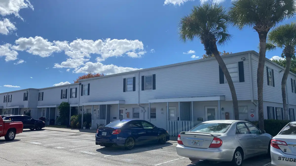 1820 Amberly Avenue #T-10, Orlando, FL 32822 - #1