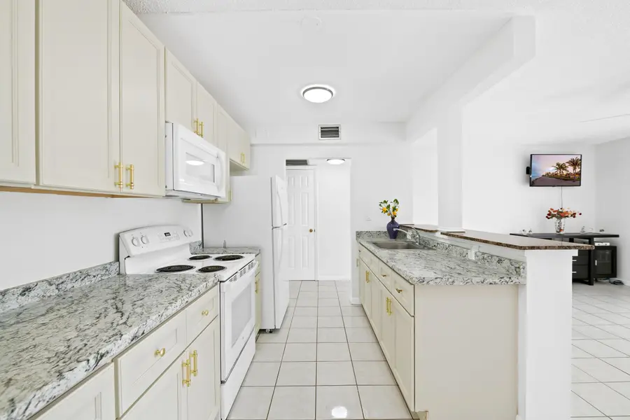 5190 E Sabal Palm Boulevard #209, Tamarac, FL 33319 - #3