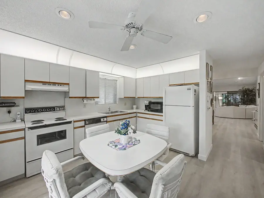 10089 Cherrywood Place, Boynton Beach, FL 33437 - #3