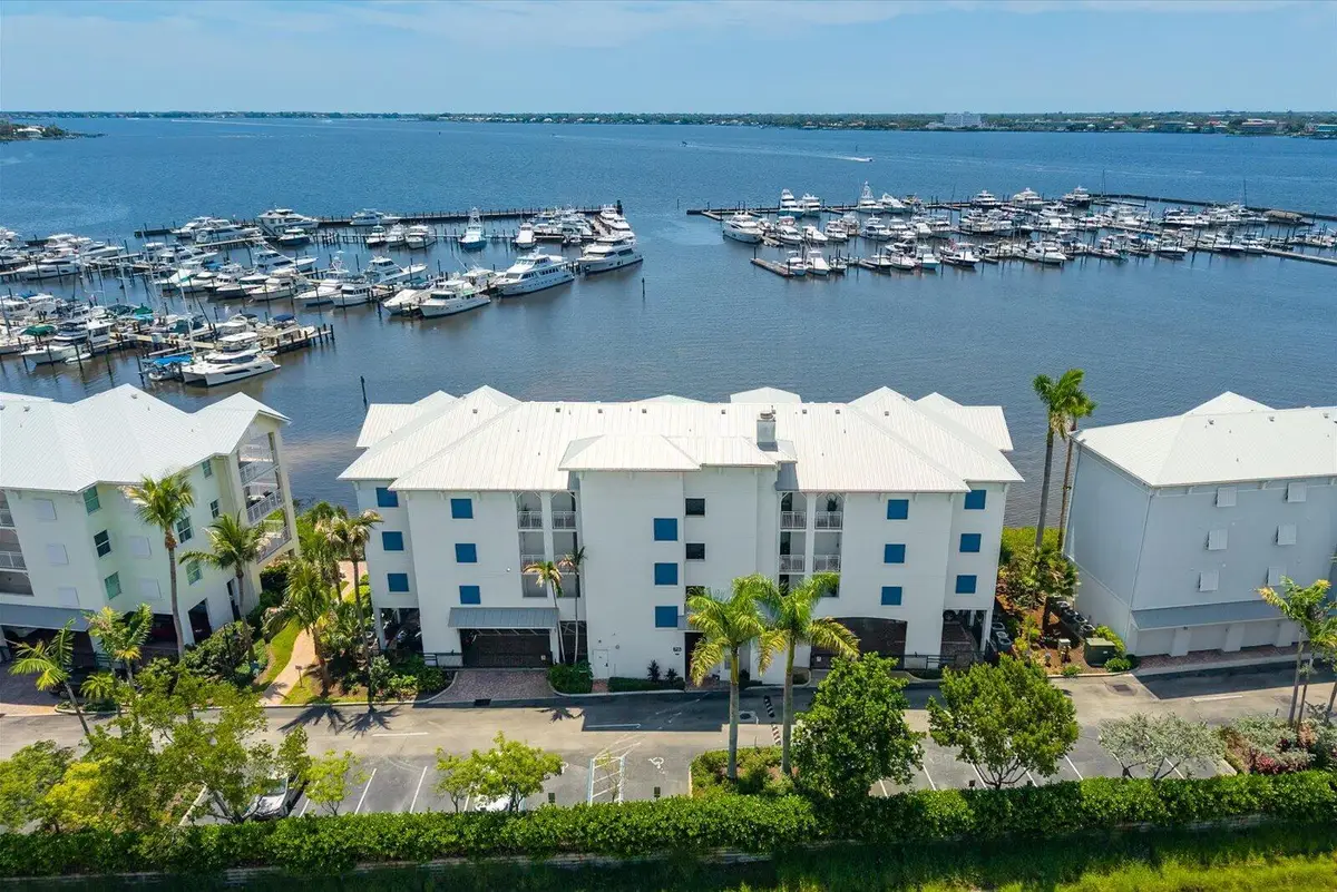 715 NW Flagler Avenue #302, Stuart, FL 34994 - #1