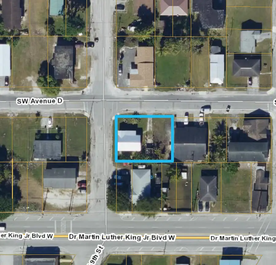 856 SW Ave D, Belle Glade, FL 33430 - #2