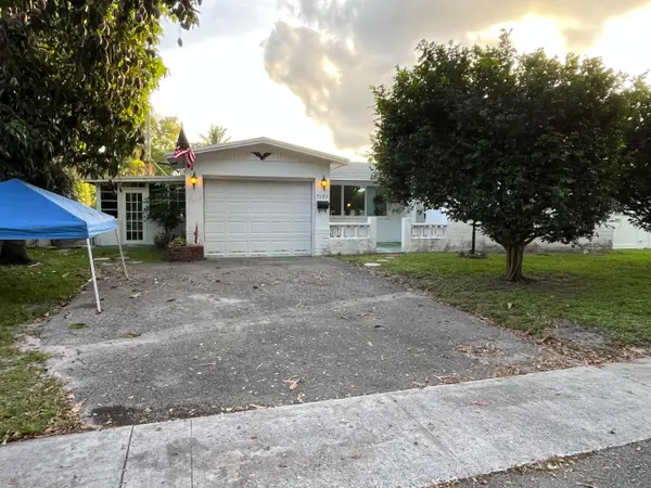 5105 SW 92nd Avenue, Cooper City, FL 33328
