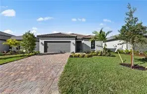 3922 E Hampton Circle, Alva, FL 33920 - #1