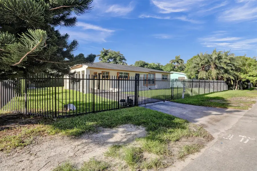30 NE 139th Street, Miami, FL 33161 - #3
