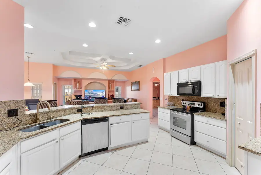 534 SW Halifax Avenue, Port Saint Lucie, FL 34953 - #3