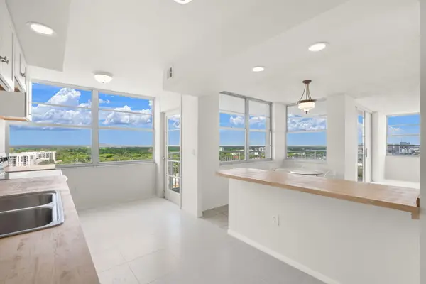 18011 Biscayne Boulevard #1704-1, Aventura, FL 33160