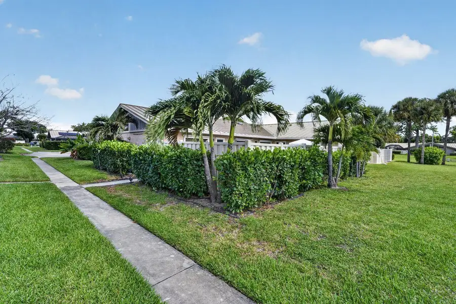 5378 Eagle Lake Drive, Palm Beach Gardens, FL 33418 - #2