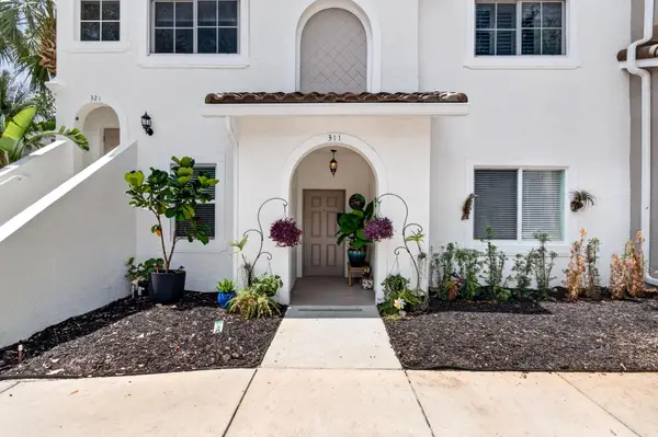 311 Bayfront Drive, Boynton Beach, FL 33435