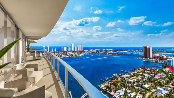 220 Lake Shore Drive #1111, Lake Park, FL 33403