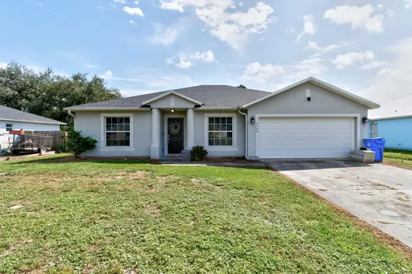 7726 102nd Avenue, Vero Beach, FL 32967