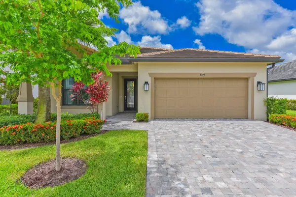 2370 Rollingwood Court, Oakland Park, FL 33309