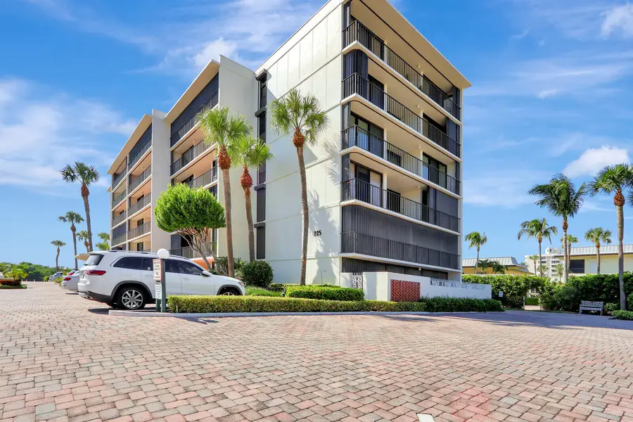 225 Beach Road #204, Tequesta, FL 33469 - #2
