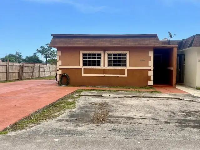 3930 NW 207 St Road, Miami Gardens, FL 33055 - #1