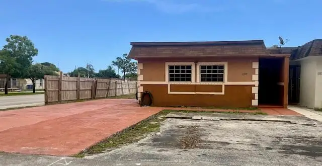 3930 NW 207 St Road, Miami Gardens, FL 33055 - #3