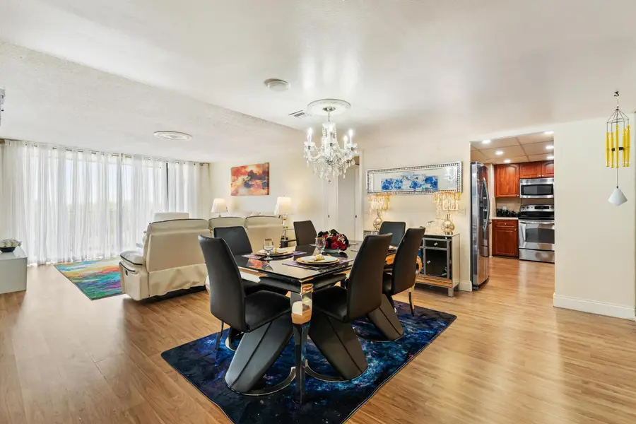 5600 N Flagler Drive #402, West Palm Beach, FL 33407 - #3