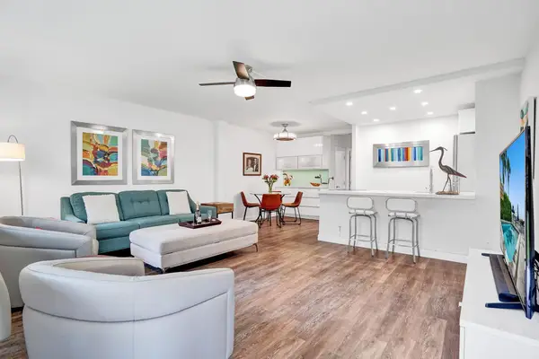 101 N Birch Road #102, Fort Lauderdale, FL 33304