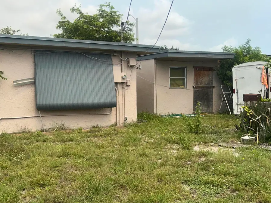 430 NW 30th Avenue, Fort Lauderdale, FL 33311 - #3