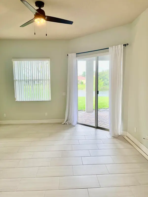 5579 55th Avenue, Vero Beach, FL 32967