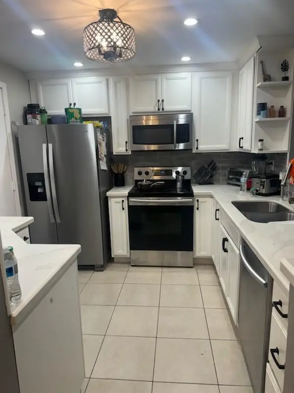 404 NW 68th Avenue #201, Plantation, FL 33317 - #3