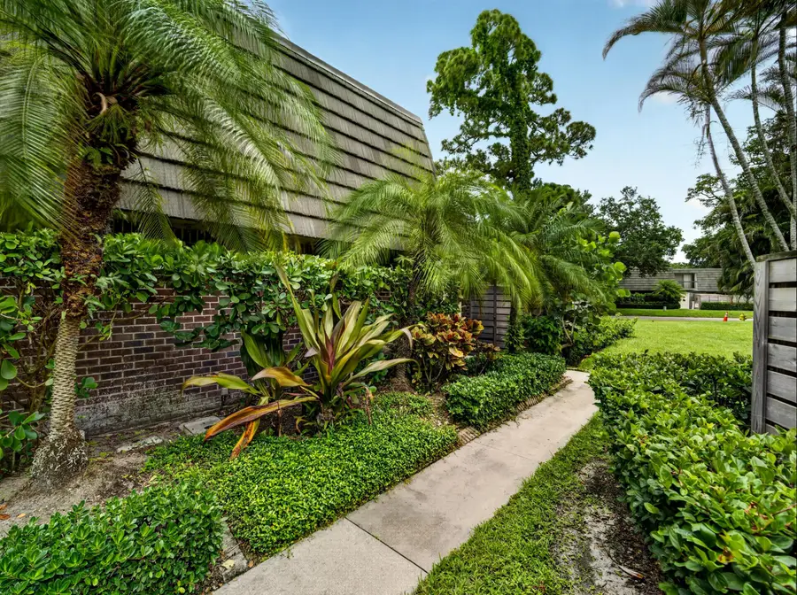 1519 15th Terrace, Palm Beach Gardens, FL 33418 - #2