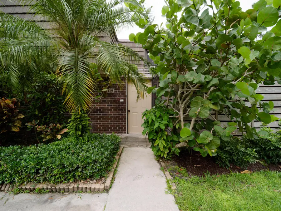 1519 15th Terrace, Palm Beach Gardens, FL 33418 - #3