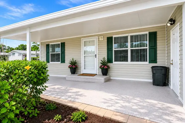 8029 Long Drive, Port St Lucie, FL 34952