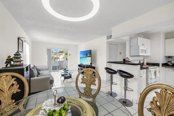 6507 Winfield Boulevard #211ac, Margate, FL 33063