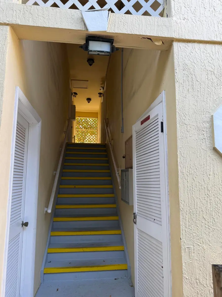 320 SE 10th Street #C, Pompano Beach, FL 33060 - #2