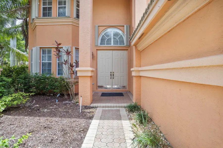 6370 Stonehurst Circle, Lake Worth, FL 33467 - #3