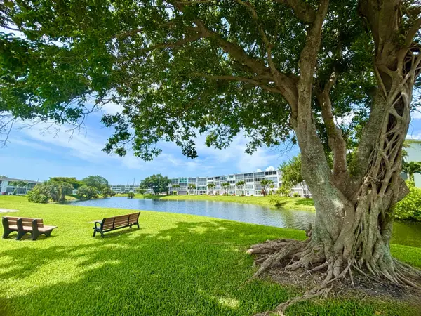 2069 Oakridge F #Unit 2069, Deerfield Beach, FL 33442