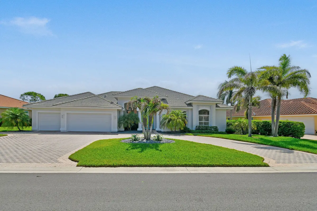 8091 SE Woodlake Lane W, Hobe Sound, FL 33455 - #1