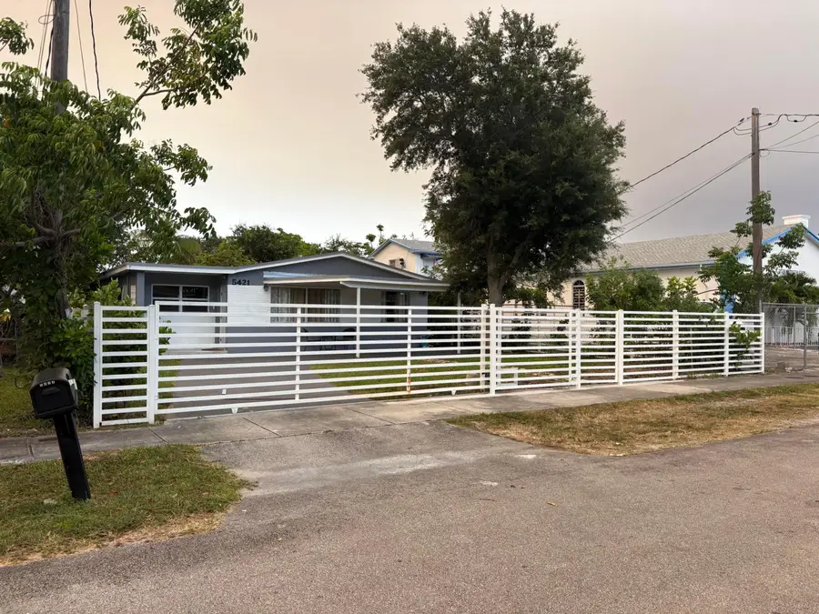 5421 SW 24th Street, West Park, FL 33023 - #2