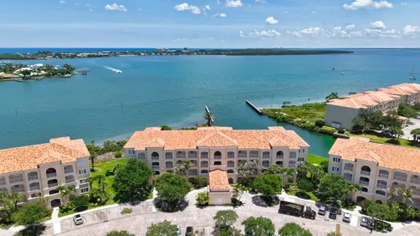 4 Harbour Isle Drive W #Ph04, Fort Pierce, FL 34949