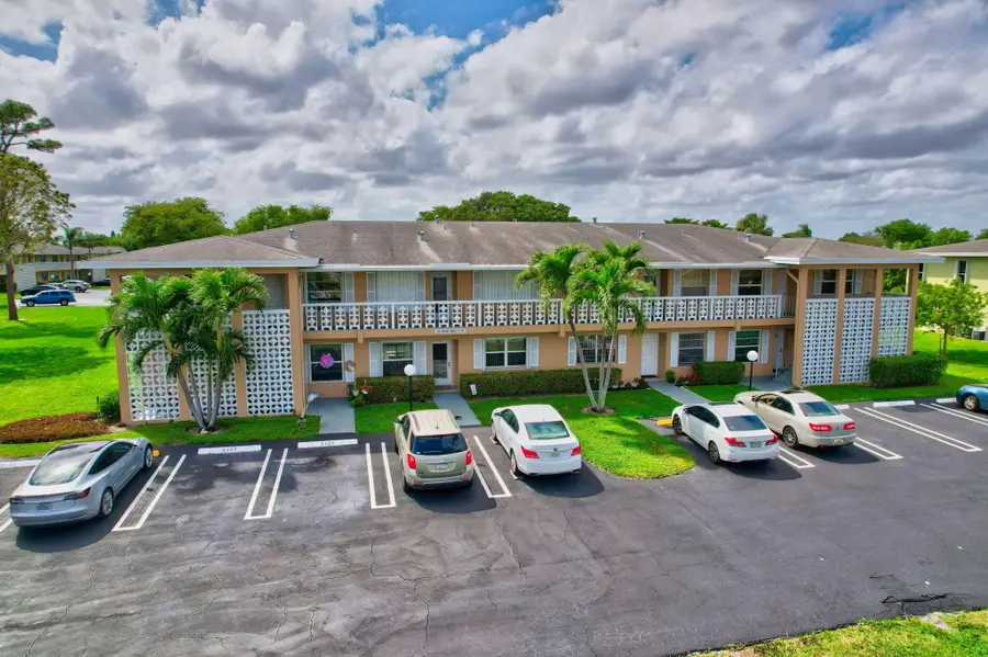 1051 Orange Terrace #103, Delray Beach, FL 33445 - #2