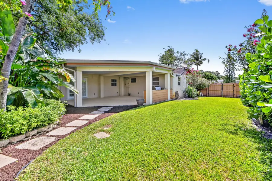 313 Poe Drive, Palm Springs, FL 33461 - #3