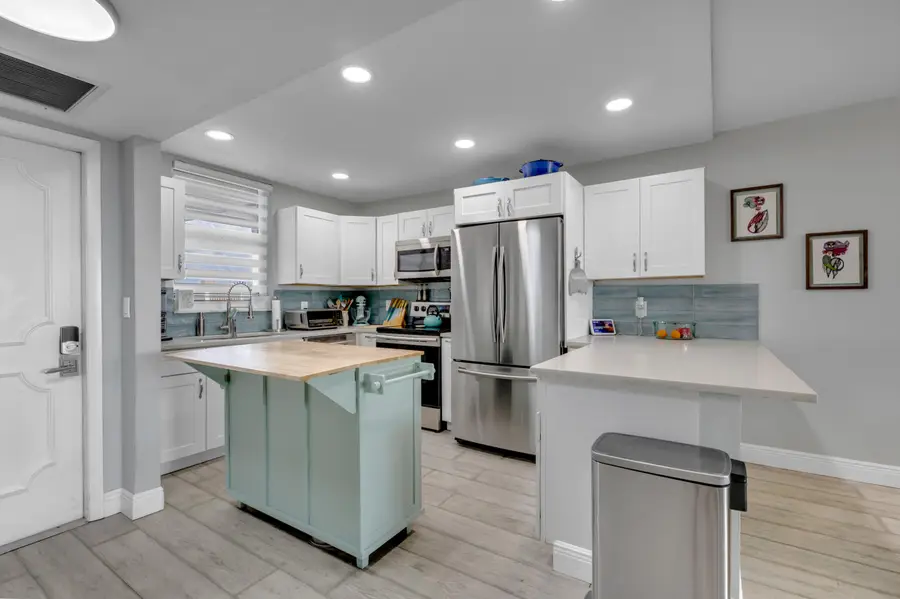 3100 NE 49th Street #503, Fort Lauderdale, FL 33308 - #2