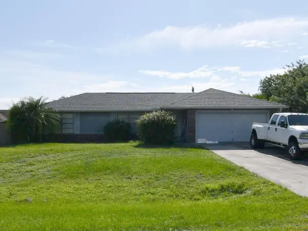 1126 SW Del Rio Boulevard, Port St Lucie, FL 34953