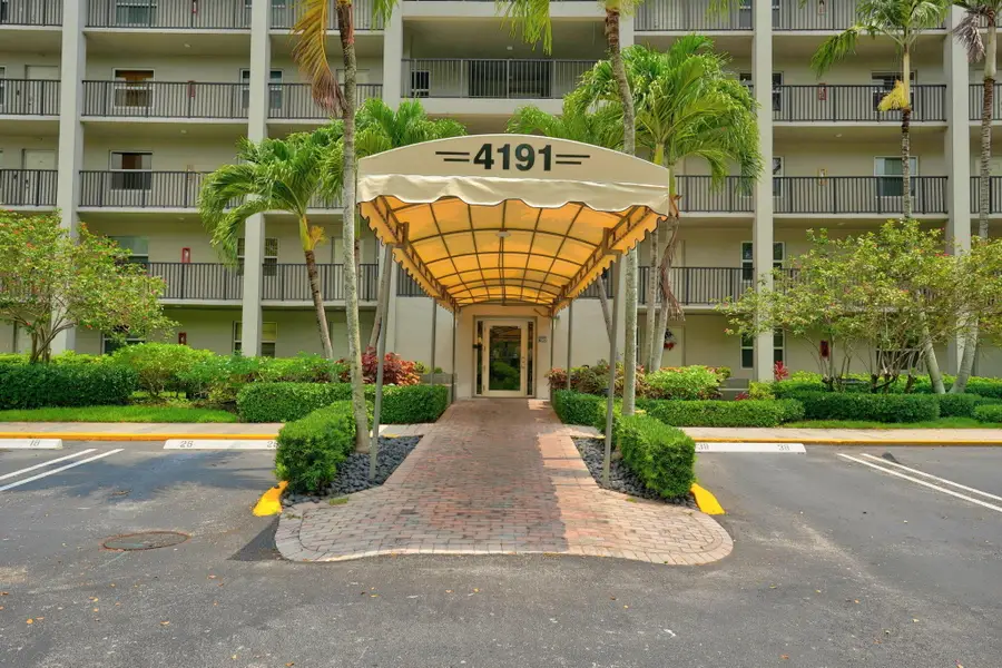 4191 Cypress Reach Court #403, Pompano Beach, FL 33069 - #2