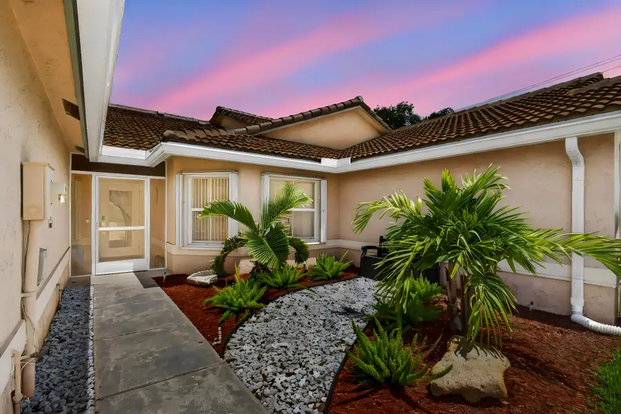 10469 Pelican Drive, Wellington, FL 33414 - #2