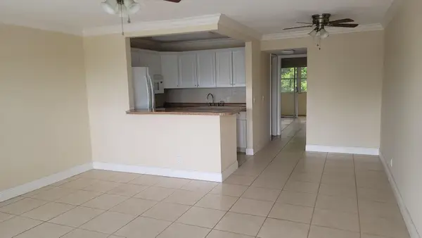 375 Camden P, West Palm Beach, FL 33417
