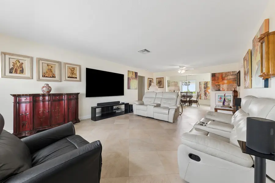 709 SW 15th Street, Boynton Beach, FL 33426 - #3