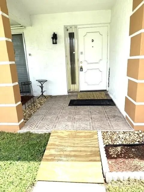 1216 S S Lakes End Drive #Apt D, Fort Pierce, FL 34982 - #2