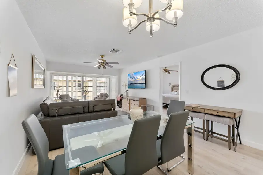 1110 Boxwood Drive #202, Delray Beach, FL 33445 - #3