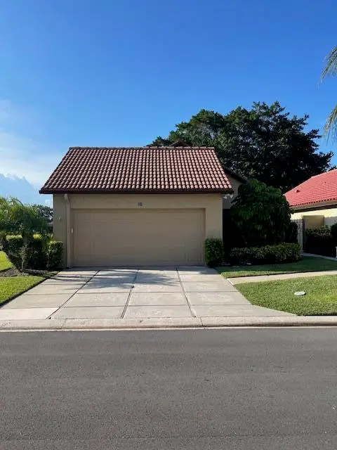 18 Ironwood Way N, Palm Beach Gardens, FL 33418 - #2