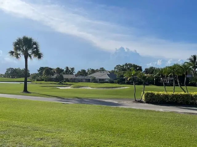 18 Ironwood Way N, Palm Beach Gardens, FL 33418 - #3