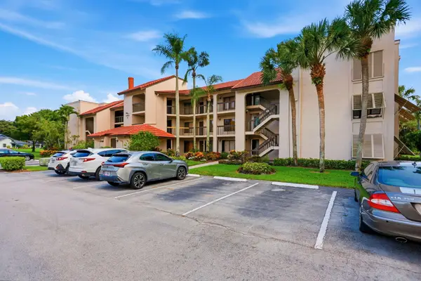 10110 Cedar Point Boulevard #206, Boynton Beach, FL 33437