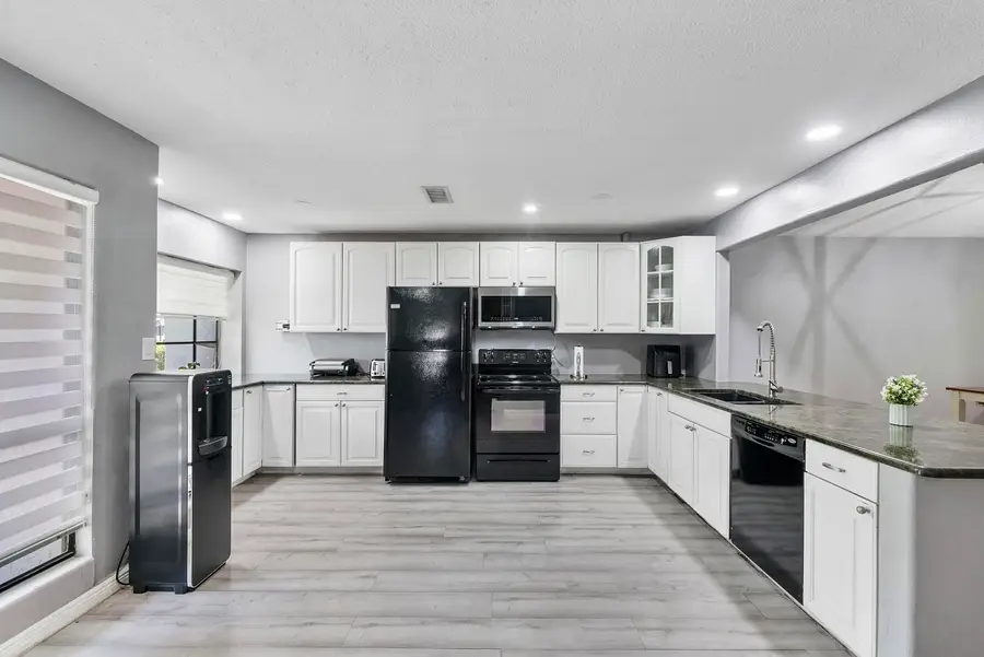 4148 Palm Forest Drive S, Delray Beach, FL 33445 - #2