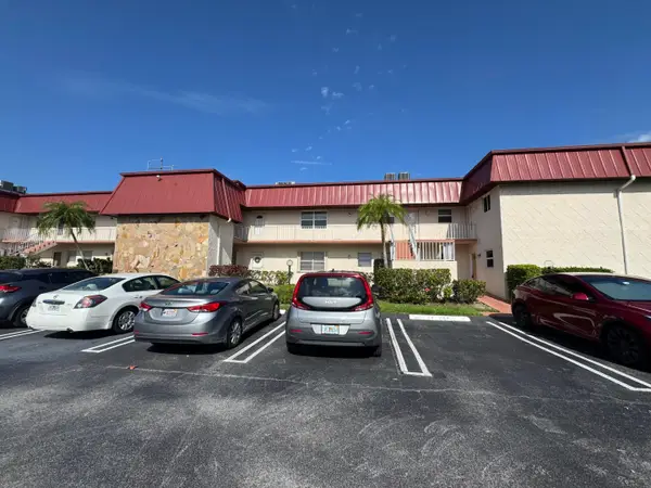 12024 W Greenway Drive #106, Royal Palm Beach, FL 33411