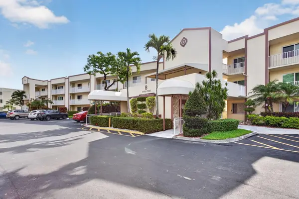 7216 S Devon Drive #212, Tamarac, FL 33321