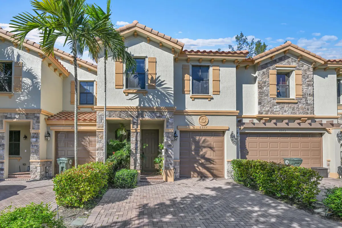 6977 Broadland Way, Coconut Creek, FL 33073 - #1